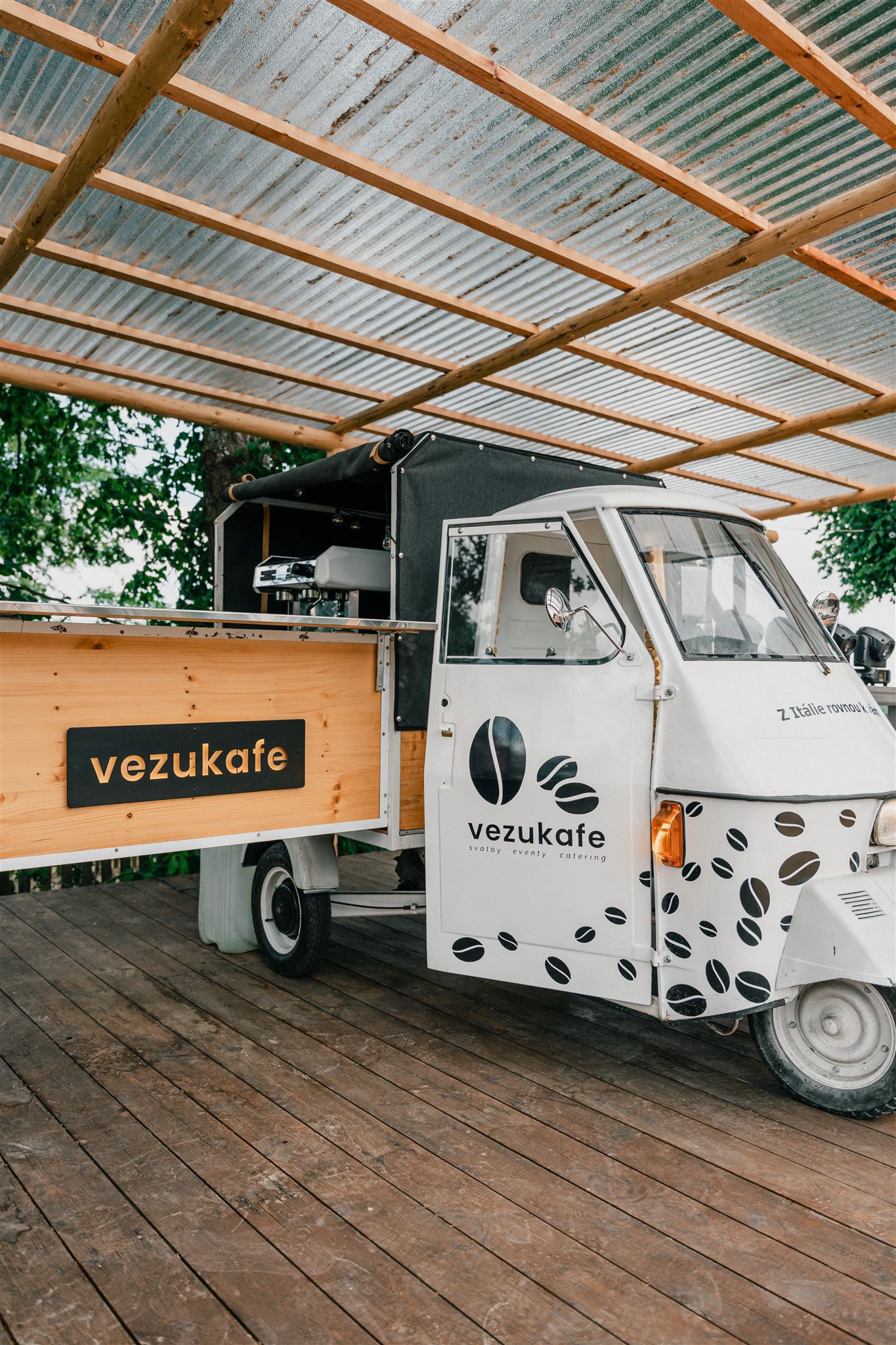 Mobilní coffee bar VEZUKAFE